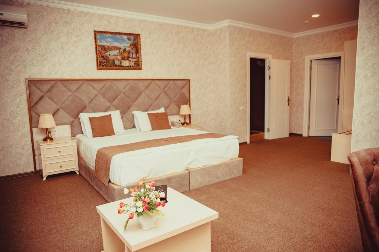 Salam Baku Hotel Luaran gambar